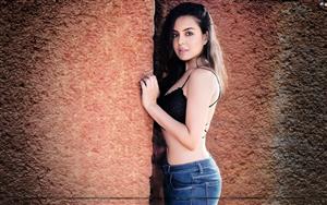 Model Jasmeet Kaur - a curvy babe